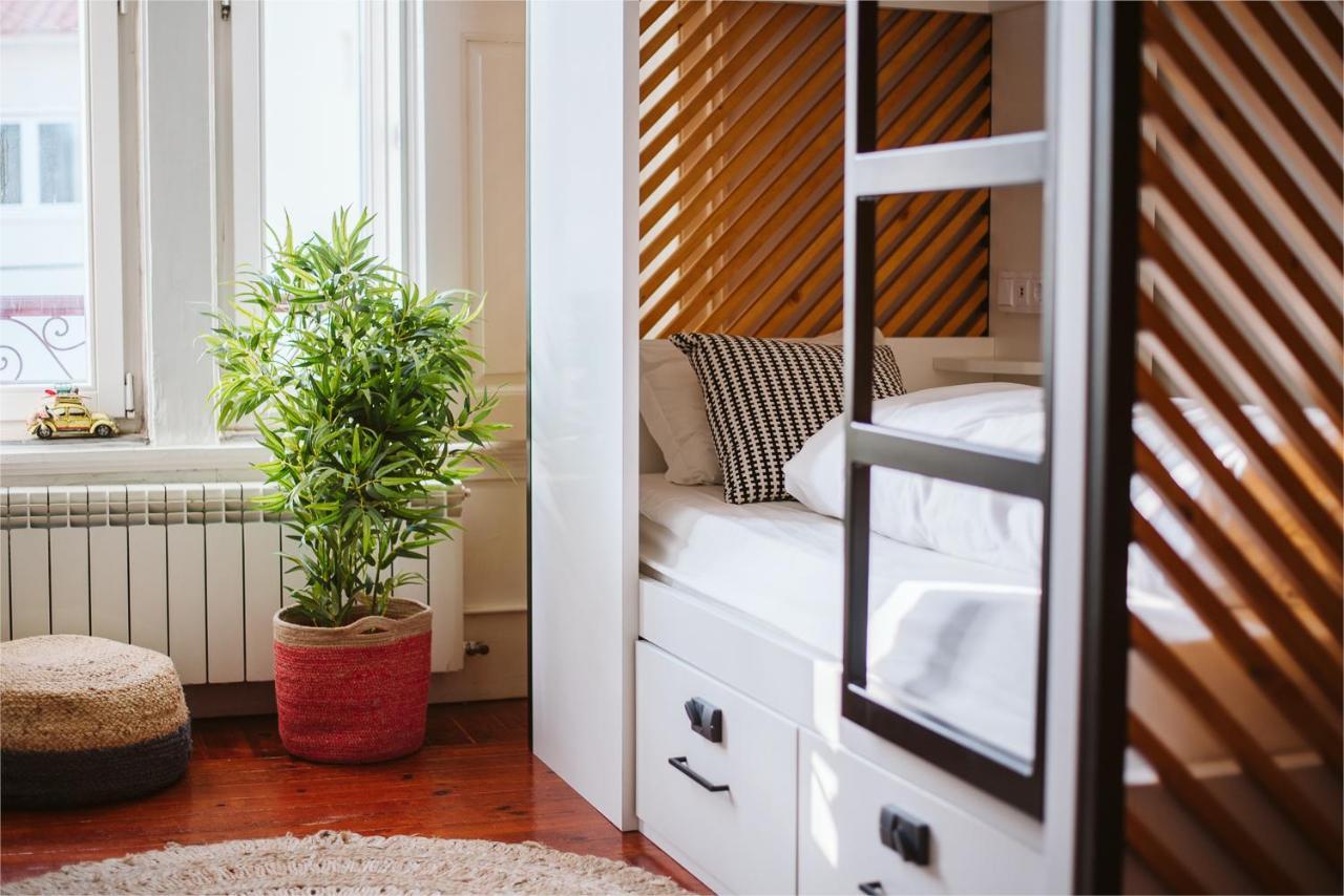 The Salty Pelican Beach Retreat Estoril Bagian luar foto